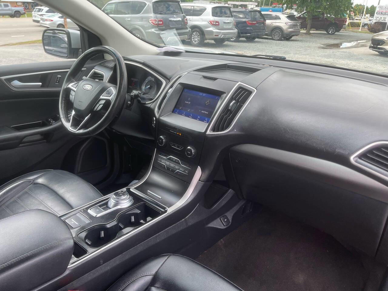 Used 2020 Ford Edge SEL FWD image 27