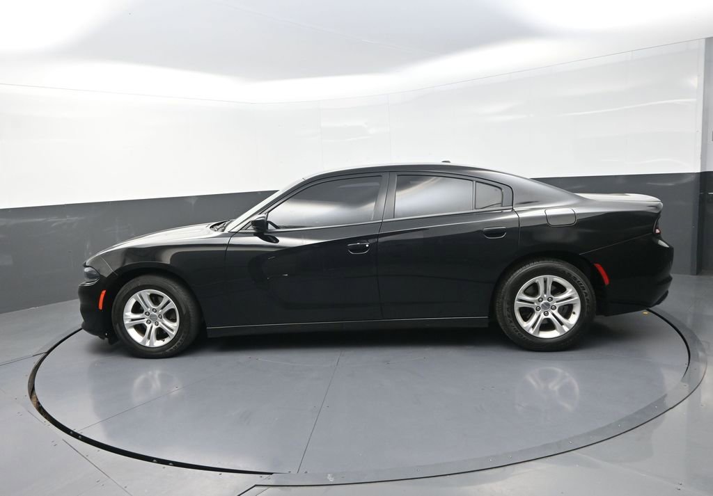 Used 2020 Dodge Charger SXT image 6