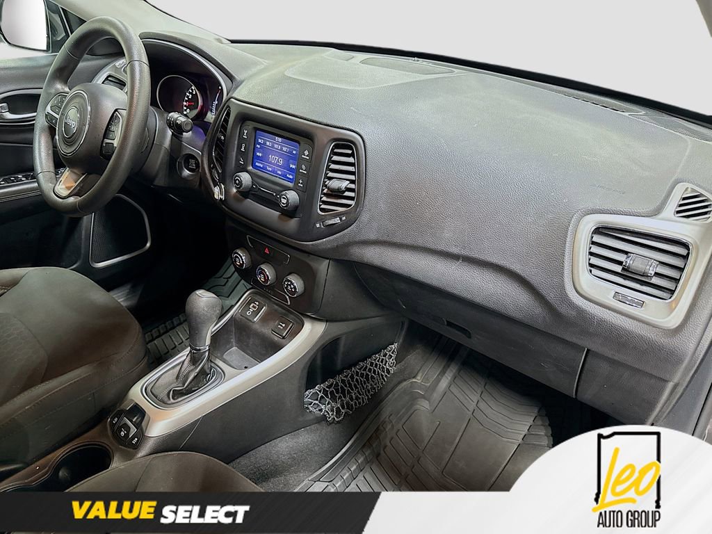Used 2018 Jeep Compass Sport FWD image 27