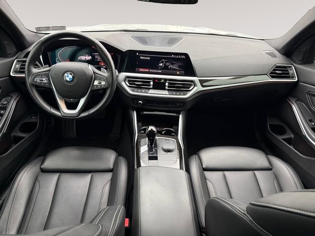 Used 2022 BMW 330i xDrive Sedan w/ Premium Package 2 AWD/4WD image 10