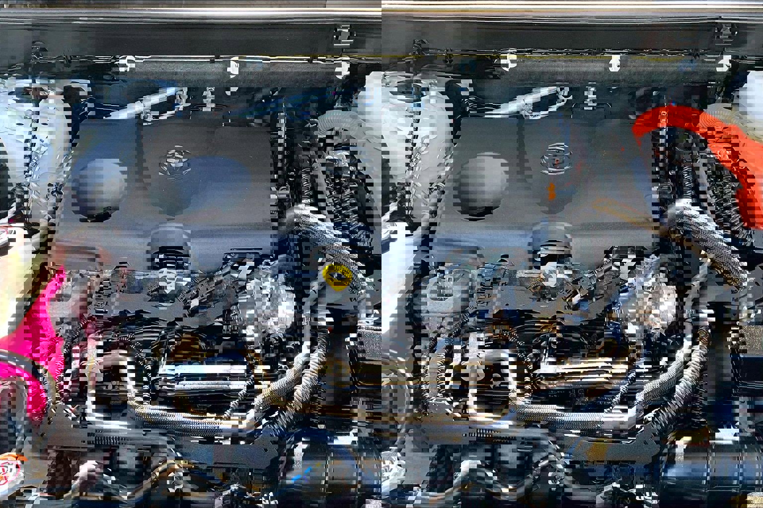 Used 2023 Toyota RAV4 LE image 10