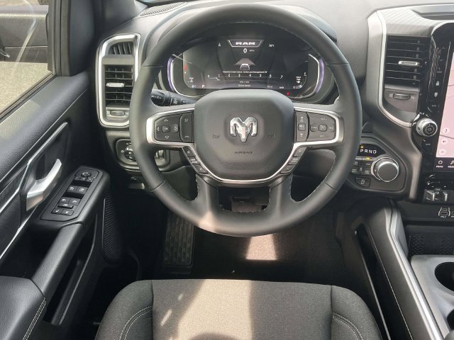 New 2026 RAM 1500 Big Horn AWD/4WD image 14