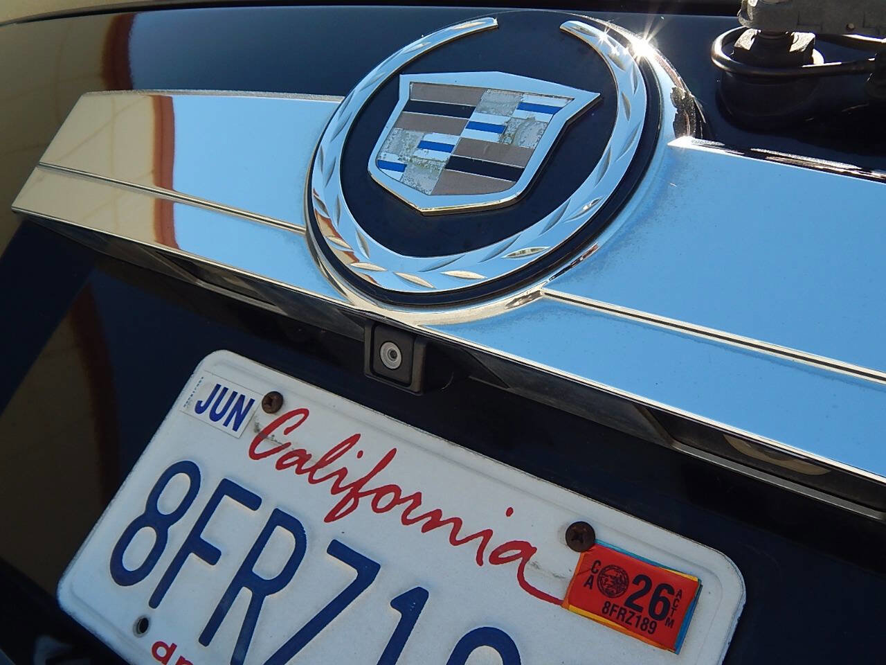 Used 2011 Cadillac Escalade ESV Premium image 15