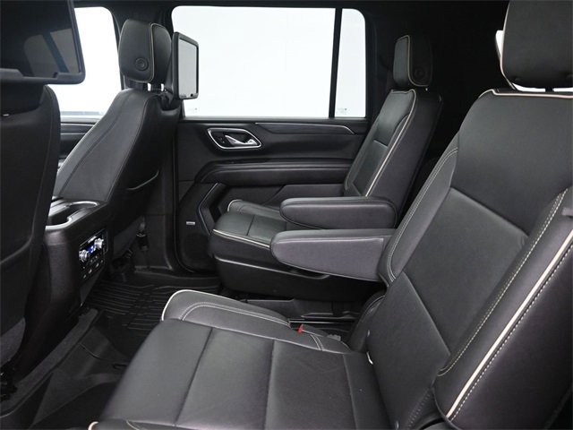 Used 2021 GMC Yukon XL SLT w/ SLT Luxury Plus Package image 18