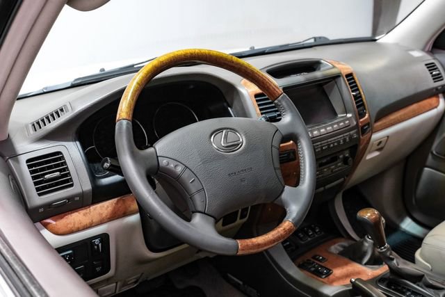 Used 2004 Lexus GX 470 image 21