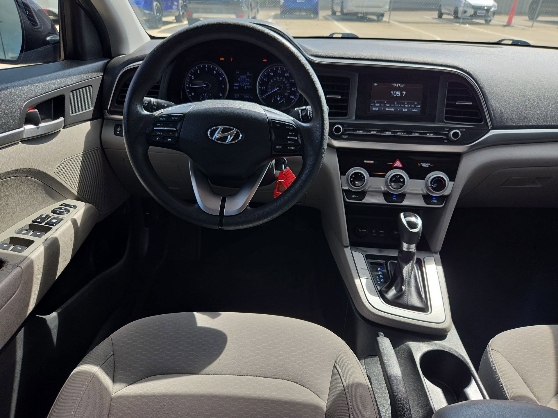 Used 2019 Hyundai Elantra SE FWD image 26