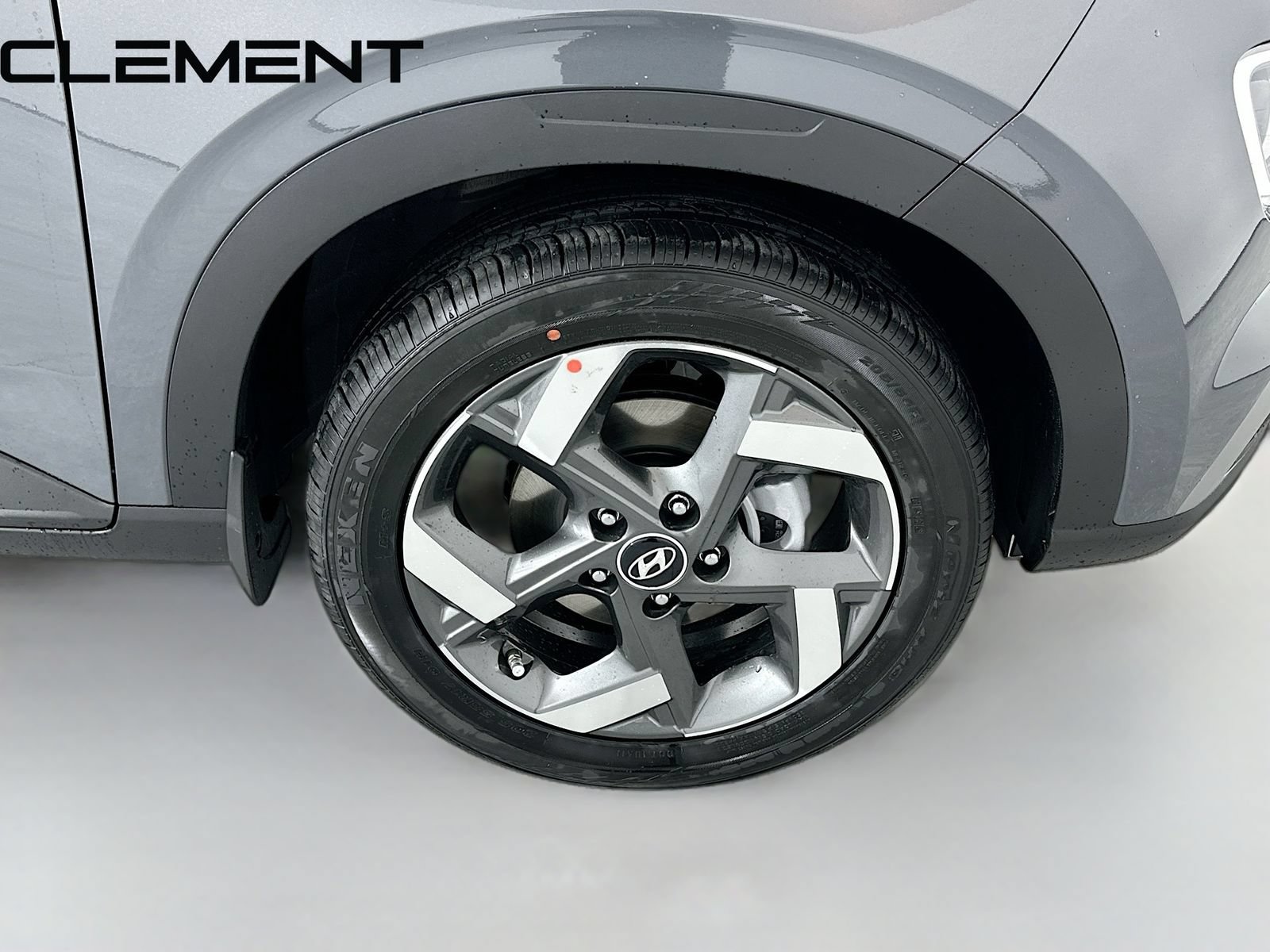 Certified 2026 Hyundai Venue SEL FWD image 36