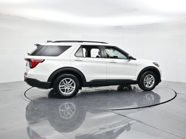 New 2026 Ford Explorer Active w/ Active Comfort Package RWD image 3
