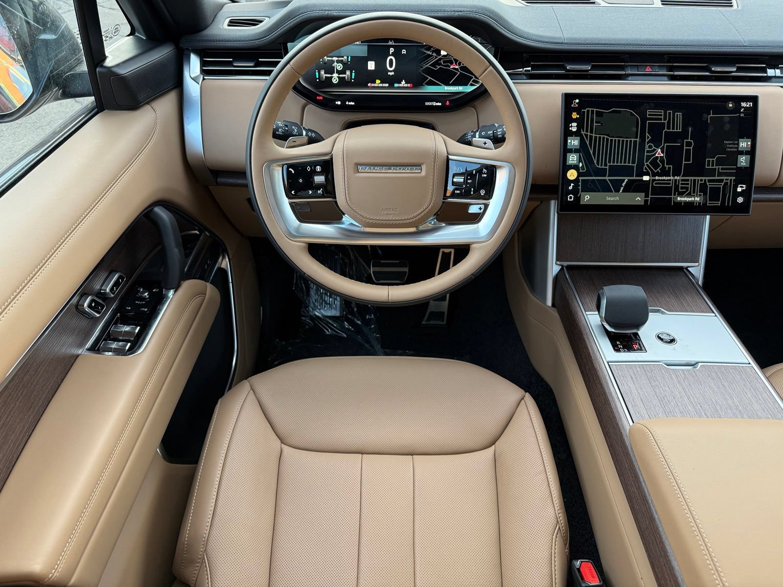 New 2026 Land Rover Range Rover SE AWD/4WD image 33