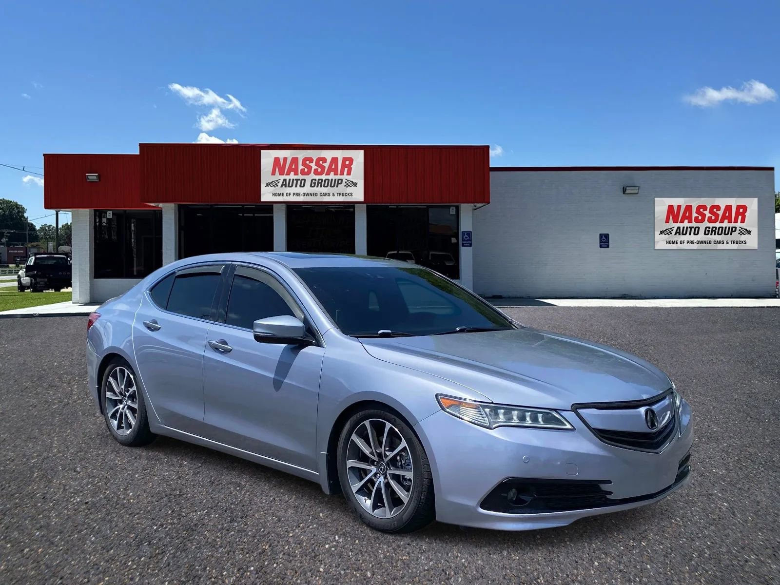 Used 2015 Acura TLX V6 SH-AWD w/ Advance Package image 3