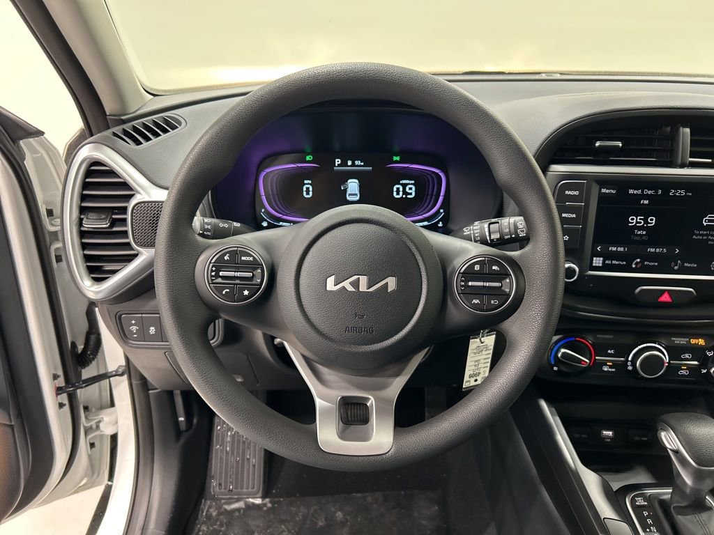 New 2025 Kia Soul LX image 13