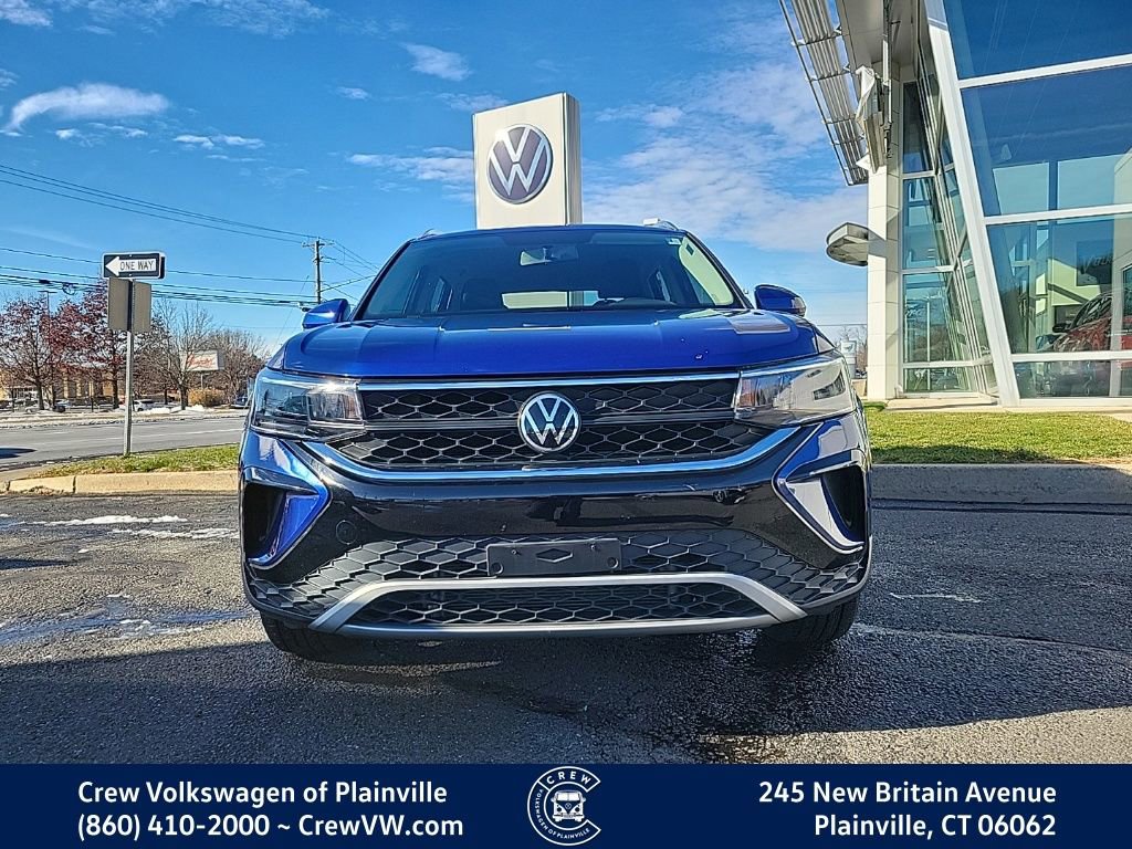 Certified 2022 Volkswagen Taos SE image 25
