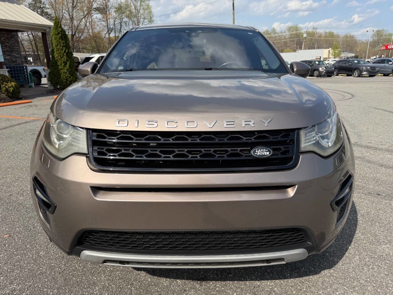 Used 2016 Land Rover Discovery Sport HSE image 4