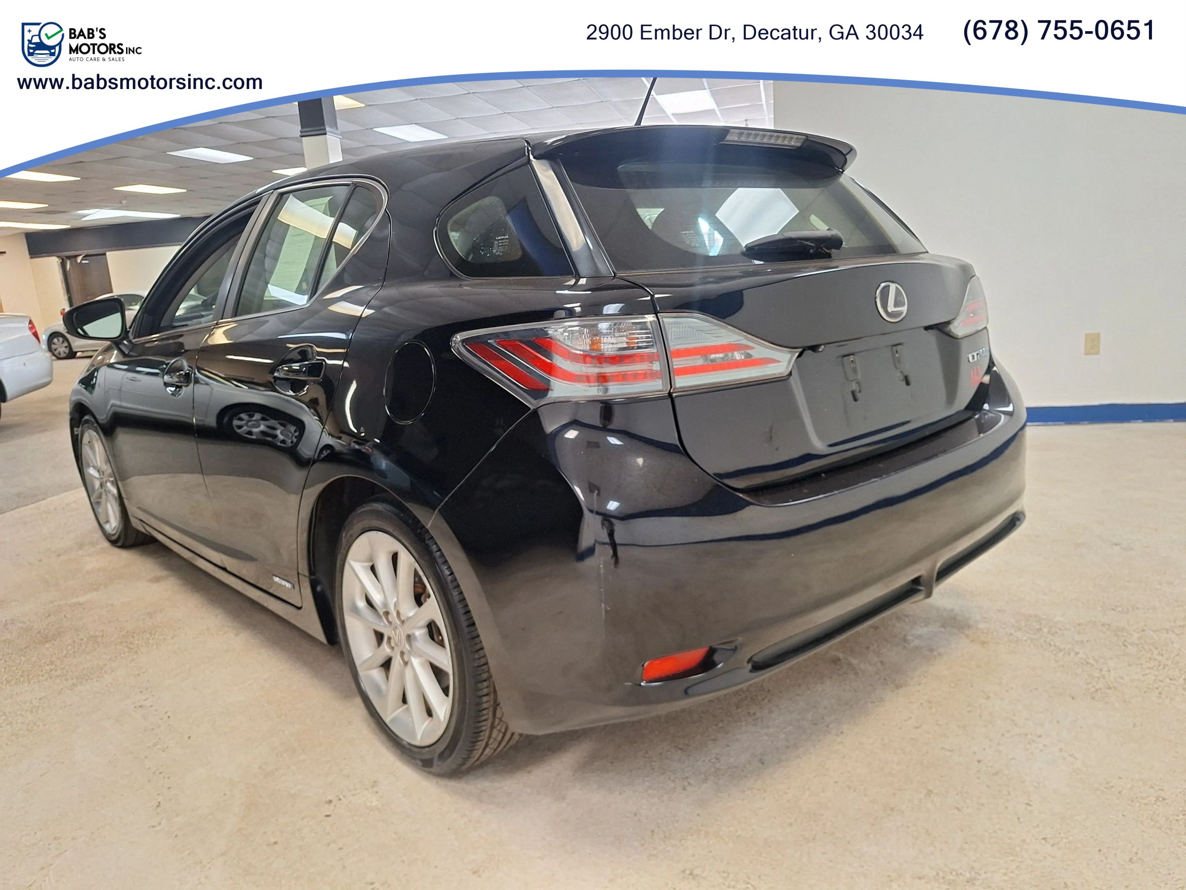 Used 2013 Lexus CT 200h w/ Premium Pkg w/Navigation FWD image 12