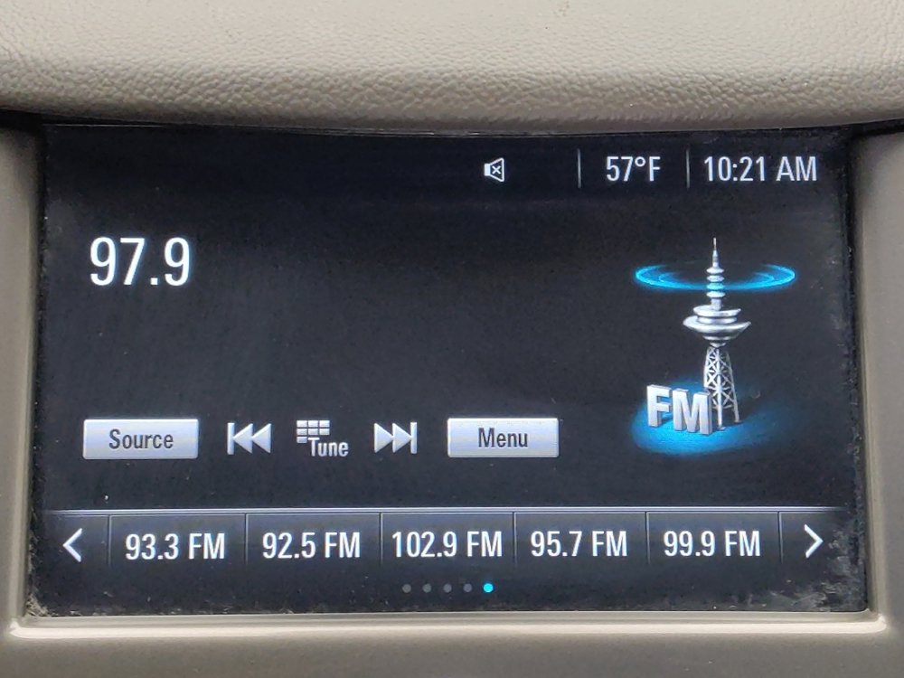 Used 2017 Chevrolet Cruze LT image 25