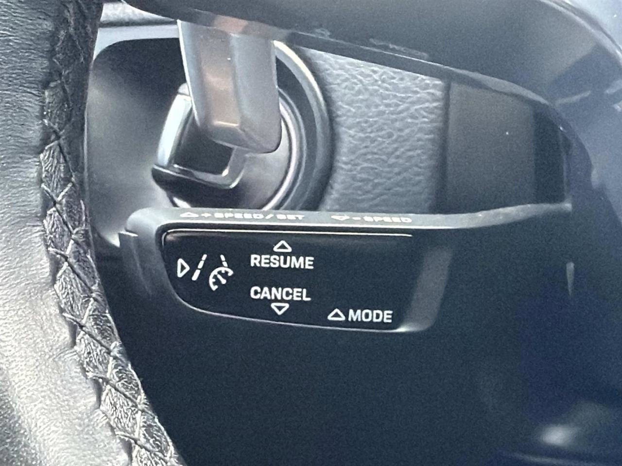 Used 2021 Porsche Cayenne Coupe AWD/4WD image 18