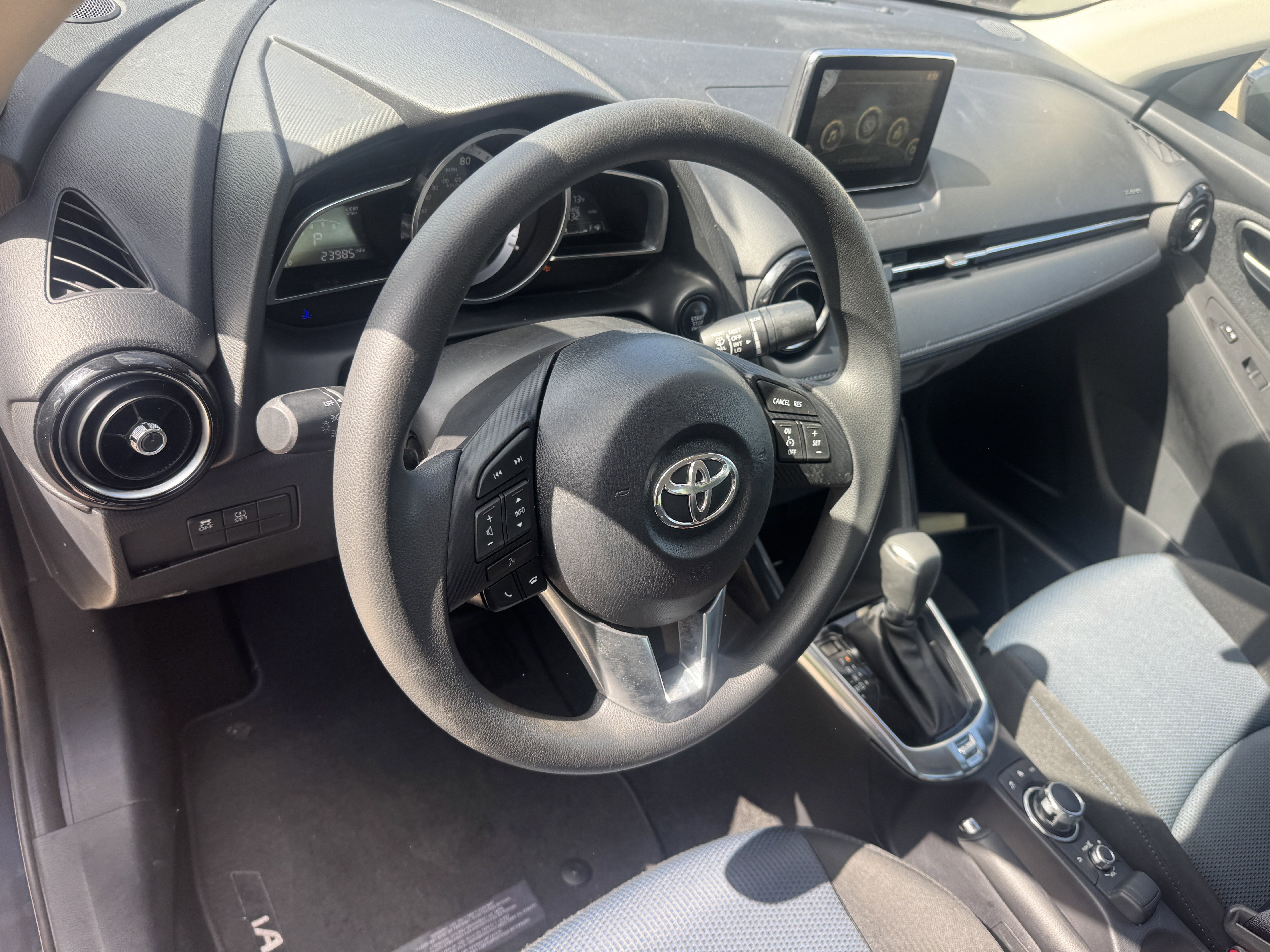 Used 2018 Toyota Yaris iA FWD image 21