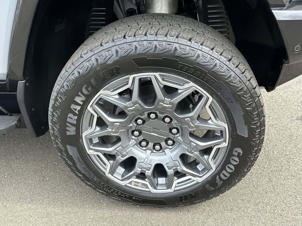 Used 2025 GMC Hummer EV 3X AWD/4WD image 8