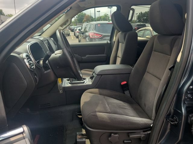 Used 2010 Ford Explorer Sport Trac XLT AWD/4WD image 10