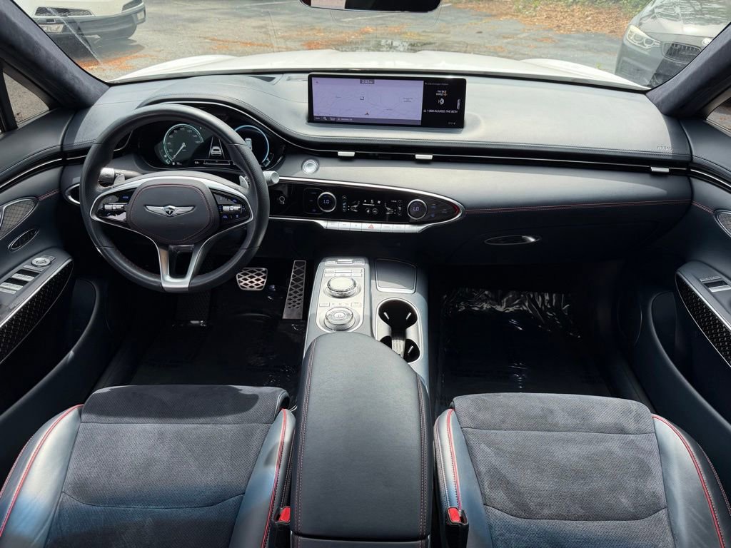 Used 2022 Genesis GV70 3.5T Sport w/ Sport Prestige Package AWD/4WD image 27