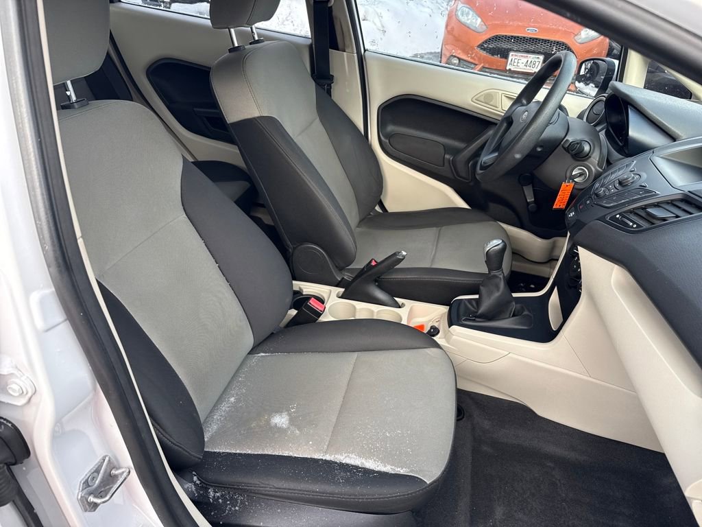 Used 2013 Ford Fiesta S image 6