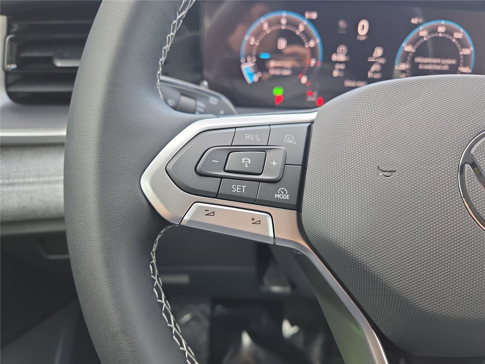 New 2026 Volkswagen Tiguan S image 16