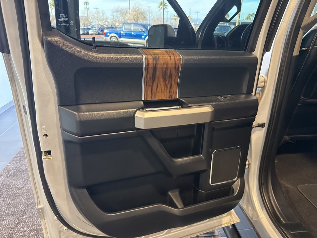 Used 2019 Ford F150 Lariat image 15