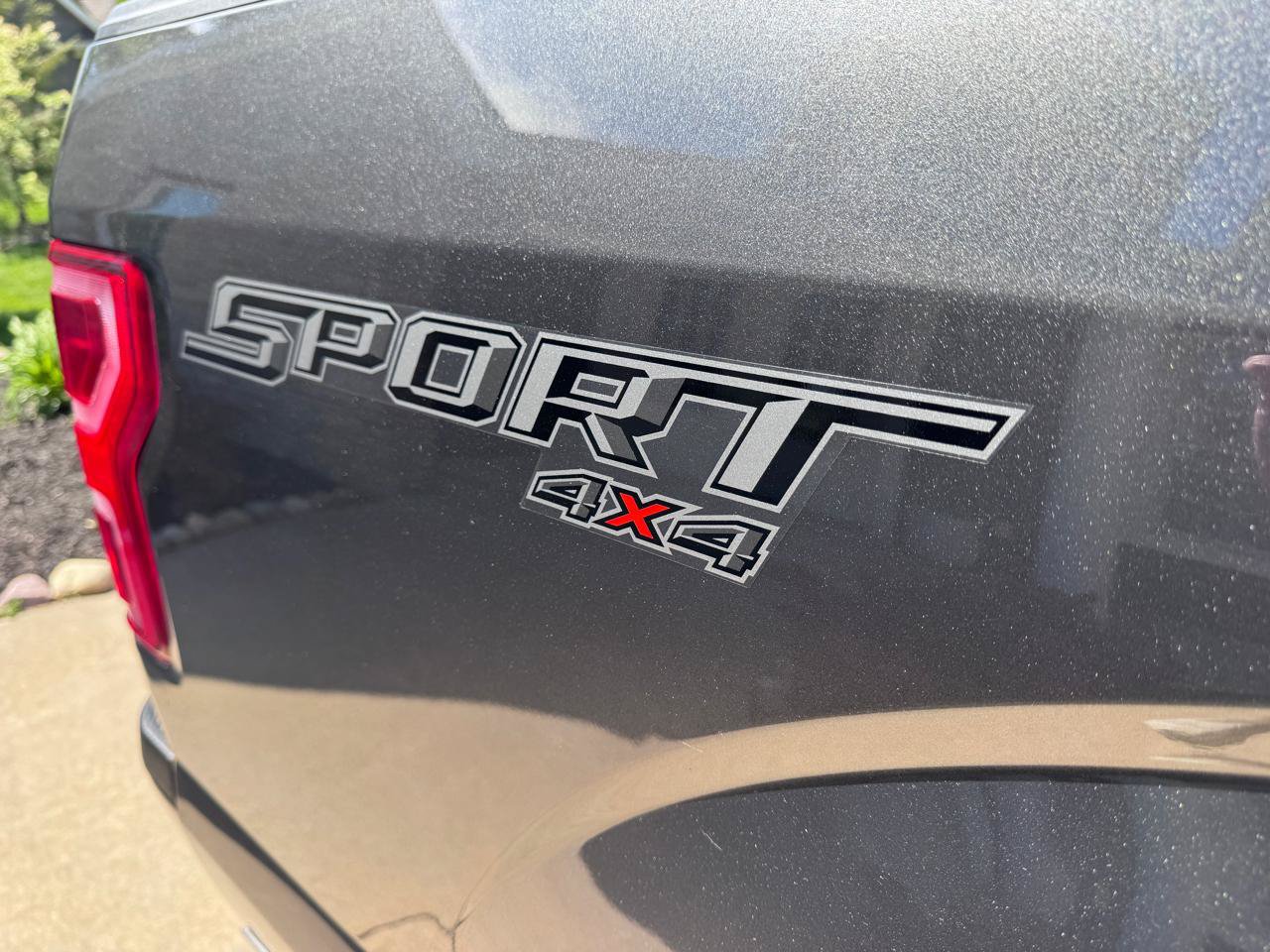 Used 2018 Ford F150 XLT w/ Equipment Group 302A Luxury AWD/4WD image 40