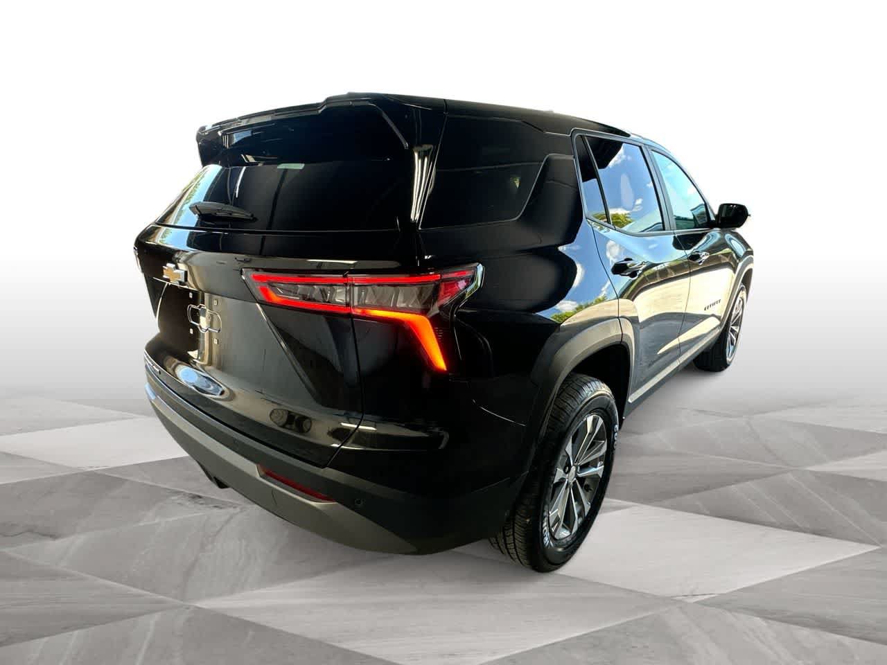Used 2025 Chevrolet Equinox LT AWD/4WD image 8