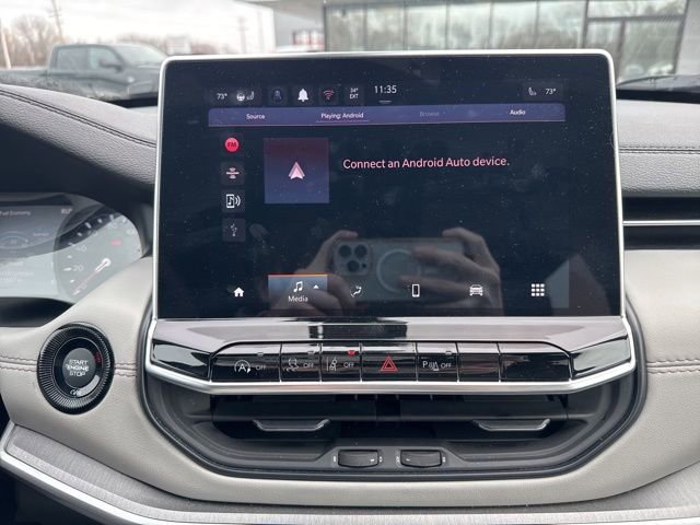 Used 2025 Jeep Compass Limited image 16