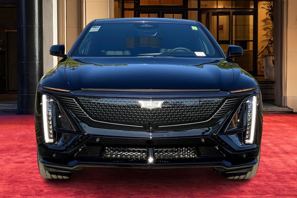 New 2026 Cadillac Lyriq V AWD/4WD image 3