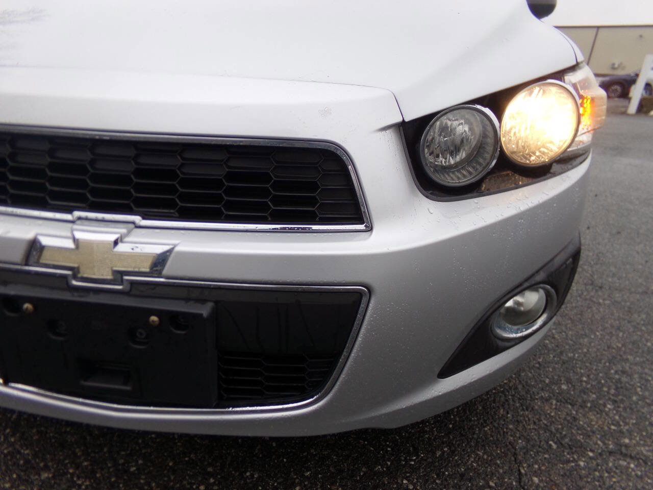 Used 2012 Chevrolet Sonic LT image 3