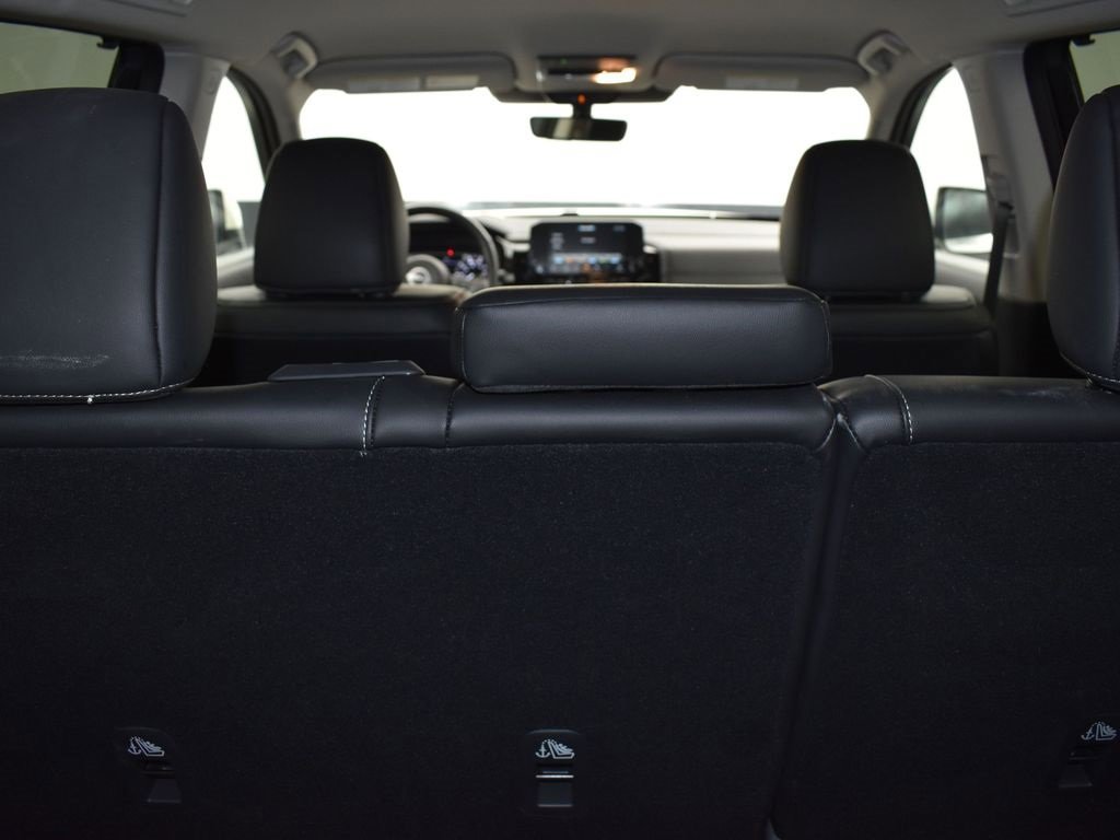 Used 2024 Nissan Pathfinder SL image 19