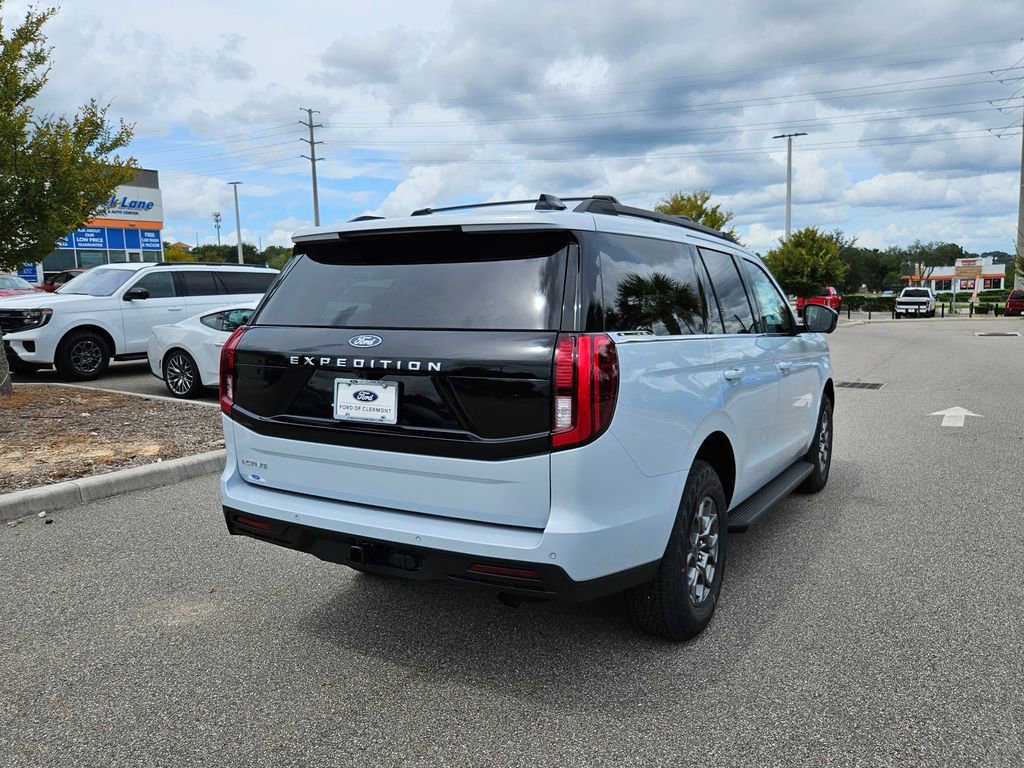 New 2025 Ford Expedition Active image 5