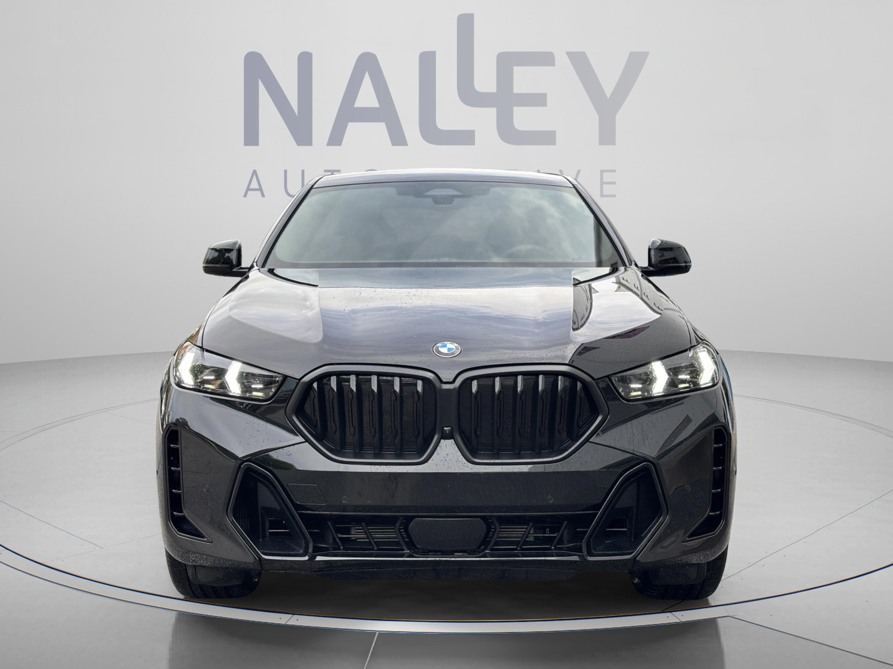 Used 2026 BMW X6 xDrive40i w/ Executive Package AWD/4WD image 9