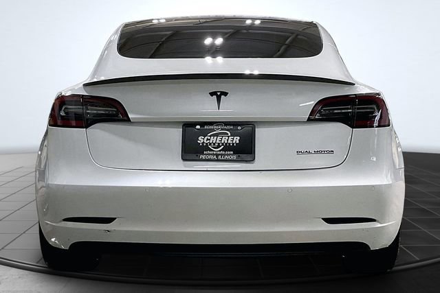 Used 2022 Tesla Model 3 Performance image 4