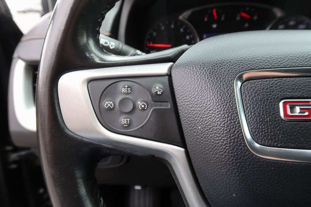 Certified 2020 GMC Terrain SLE w/ Driver Convenience Package image 17