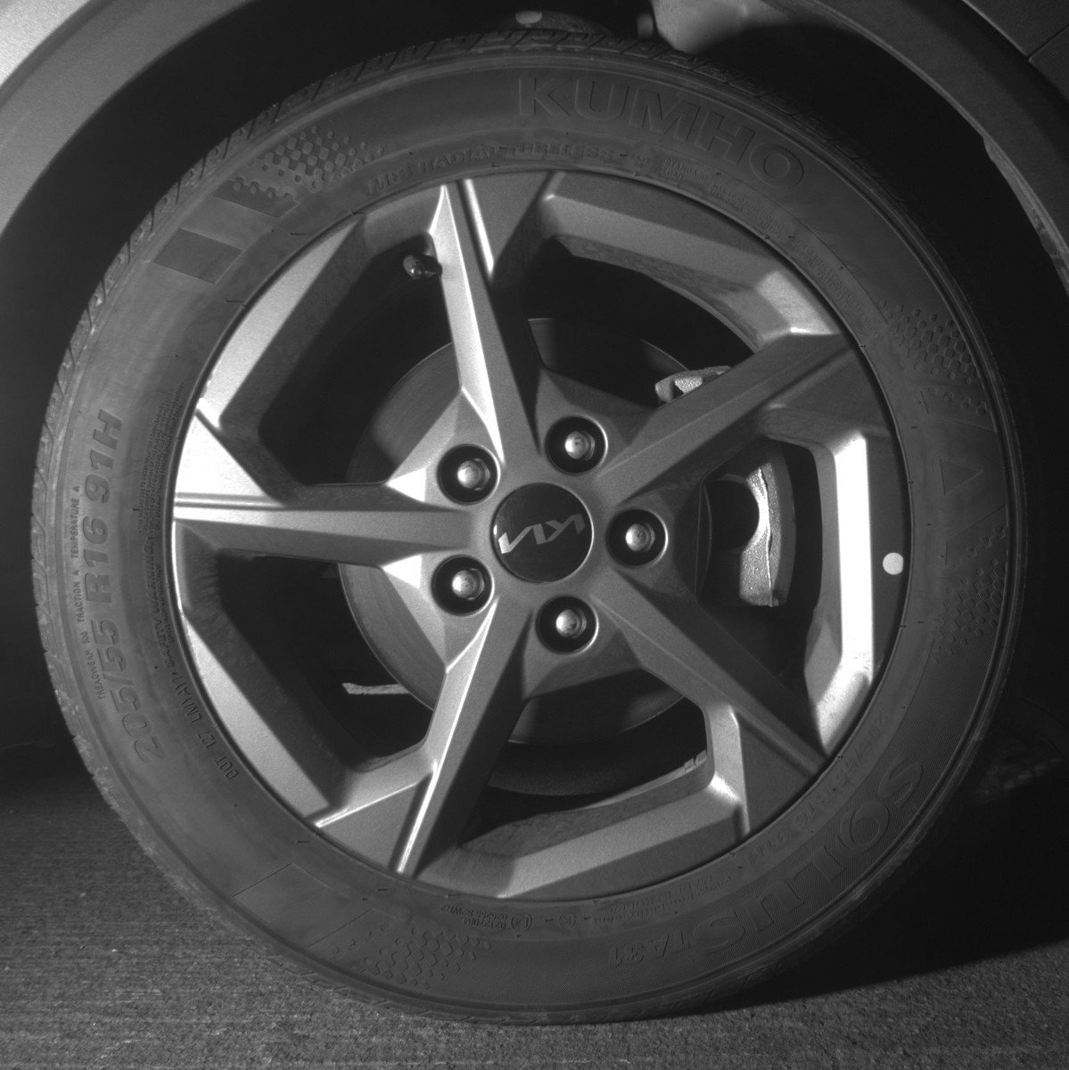 Used 2025 Kia K4 LXS image 13