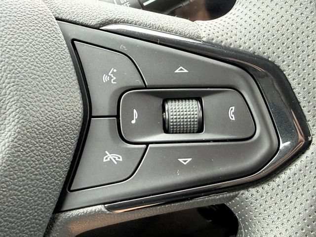 New 2026 Chevrolet Trax LT FWD image 9