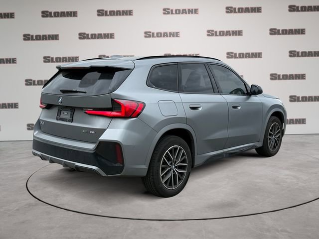 Used 2023 BMW X1 xDrive28i w/ M Sport Package AWD/4WD image 5