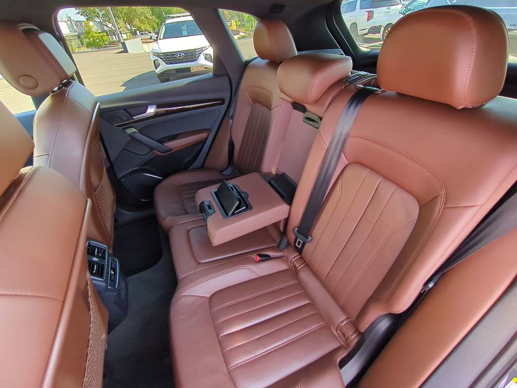 Used 2018 Audi Q5 2.0T Premium Plus w/ Premium Plus Package image 13