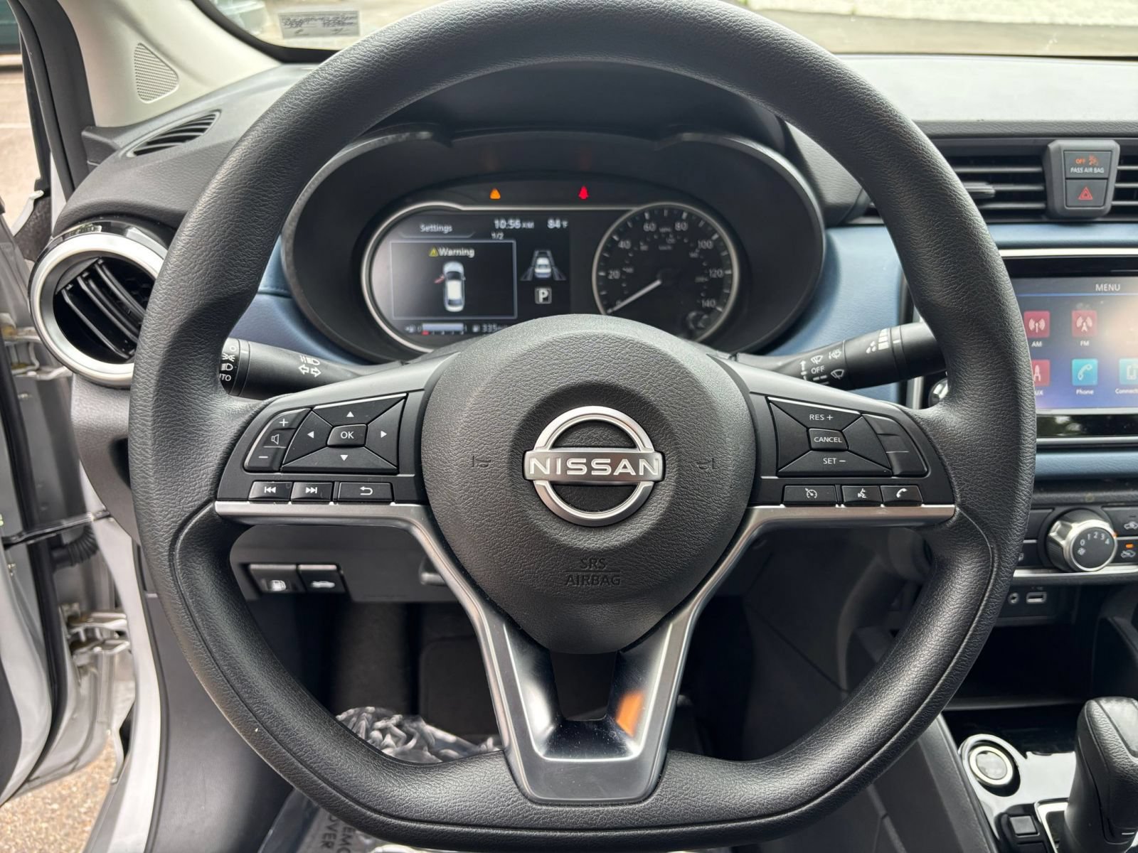 Used 2025 Nissan Versa SV FWD image 27
