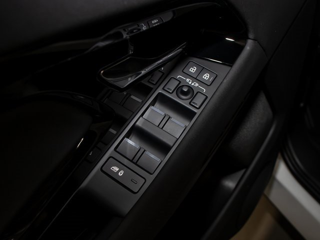 Certified 2024 Land Rover Range Rover Evoque S image 14