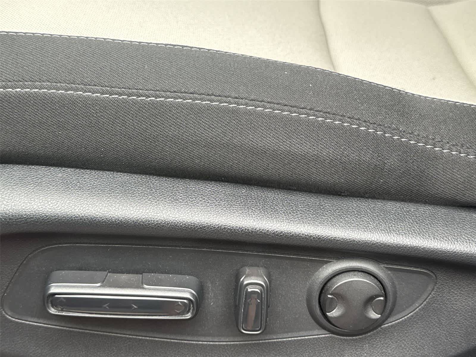 Used 2024 Honda CR-V EX image 14