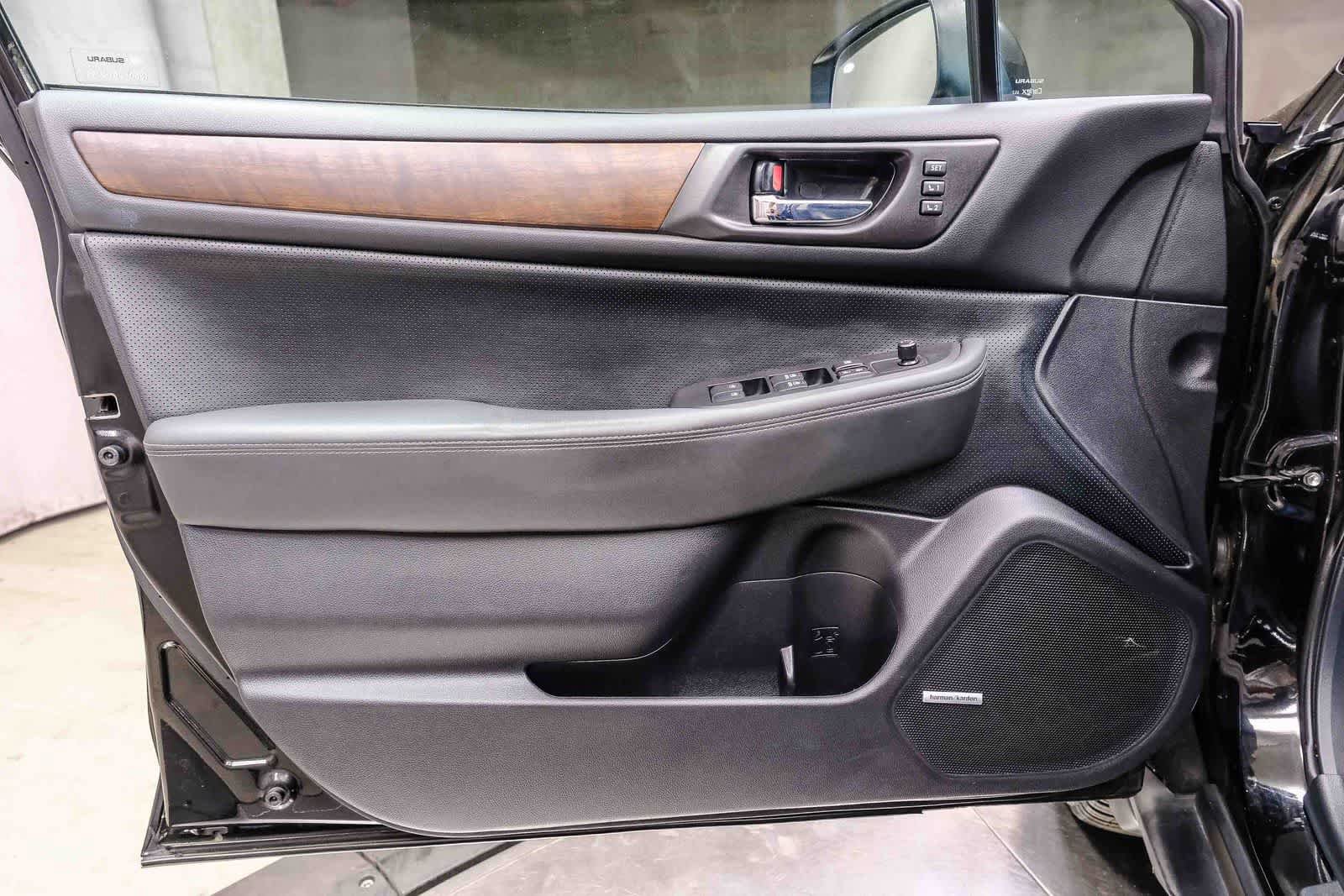 Used 2016 Subaru Outback 2.5i Limited image 22