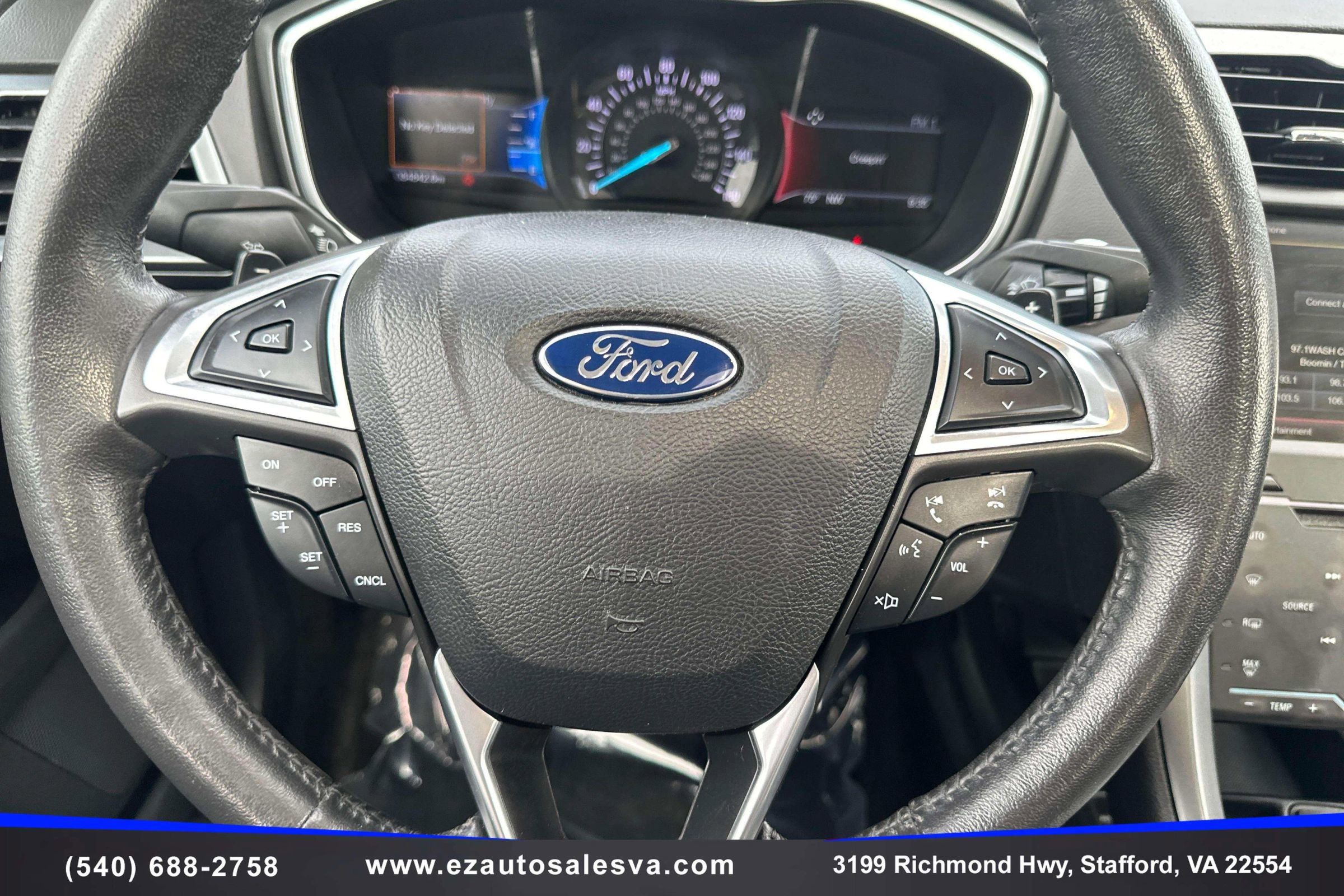 Used 2015 Ford Fusion Titanium FWD image 20