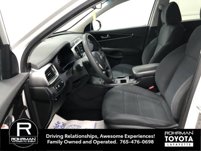 Used 2019 Kia Sorento LX image 11