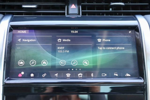 Used 2020 Land Rover Discovery Sport S image 36