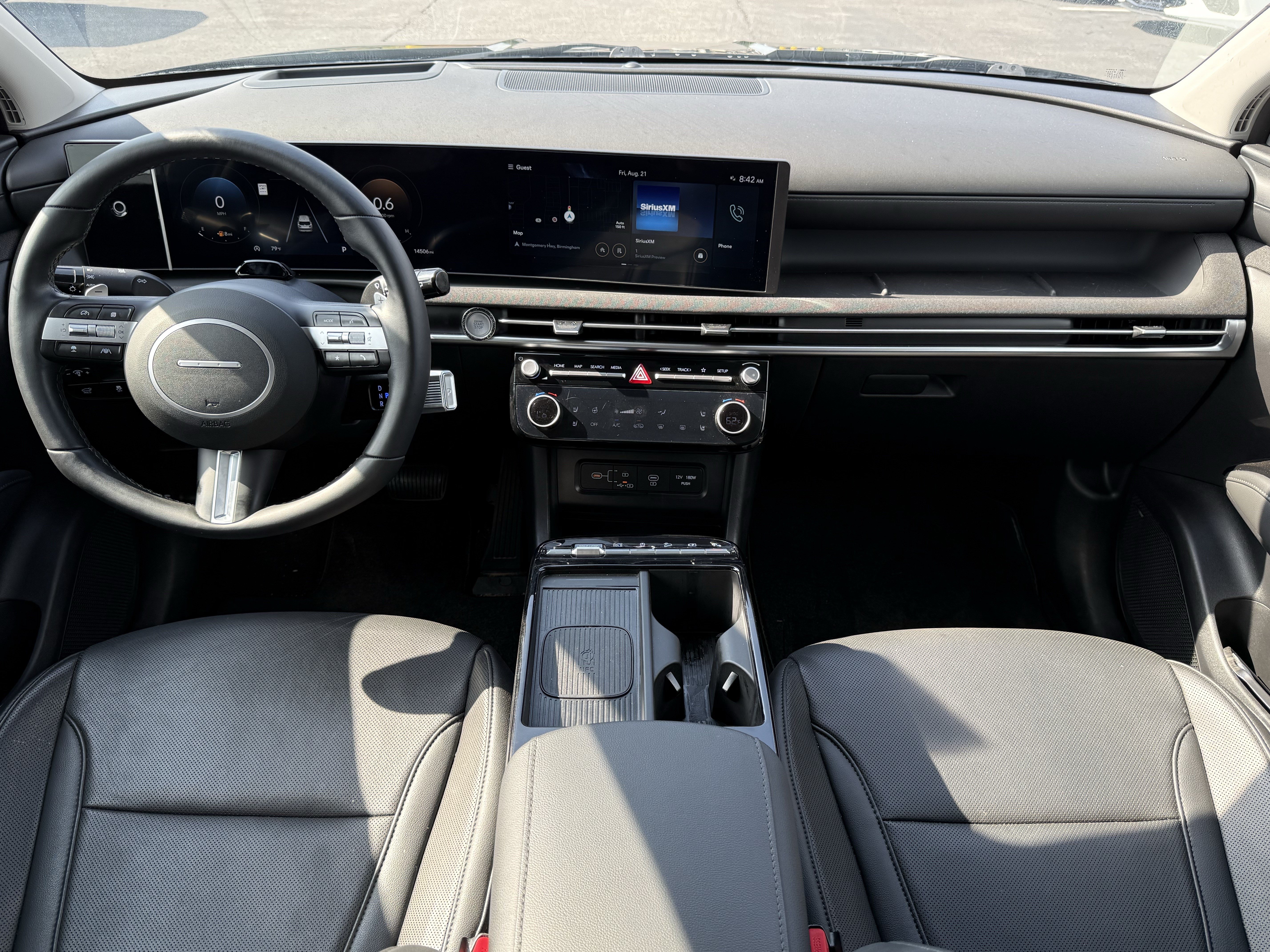 Used 2025 Hyundai Tucson Limited FWD image 18