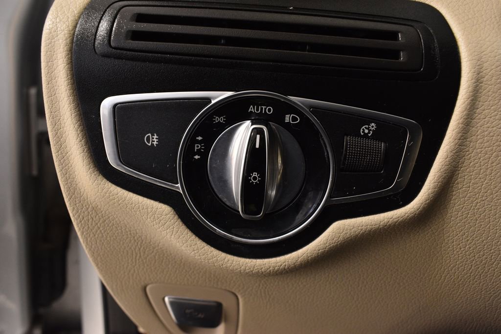 Used 2017 Mercedes-Benz GLC 300 GLC 300 image 17